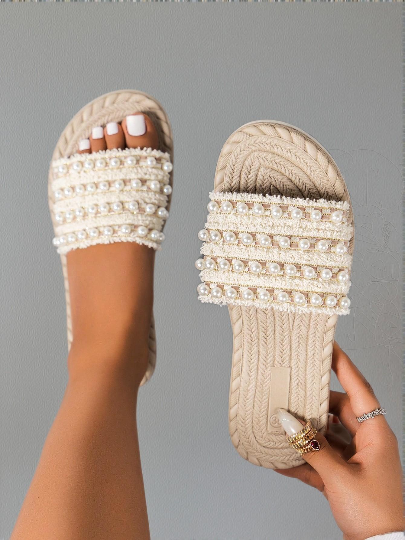 Elegant Beige Women Flat Sandals, Charming Vintage Pearl Slides for Outdoor and Casual Valentine's Celebrations, Cute, Comfortable, Aesthetic, Classy, Trendy, Casual, Chic, Stylish, Luxury Sandals For Summer, Beach, Vacation And Spring