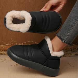 Elegant Black Women Home Slippers Stylish Slip-On Snow Boots with Cozy Lining and Non-Slip Thick Soles for Indoor and Outdoor Use, Cute, Fancy, Aesthetic, Stylish, Fashionable, Trendy Flat Slippers For Women